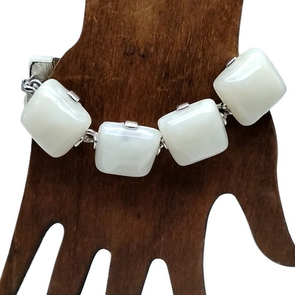 Hutton Wilkinson White Puffy Square Link Toggle Bracelet - Picture 4 of 13